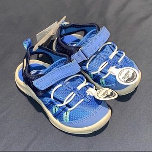 OSHKOSH Blue Sandals Size 7